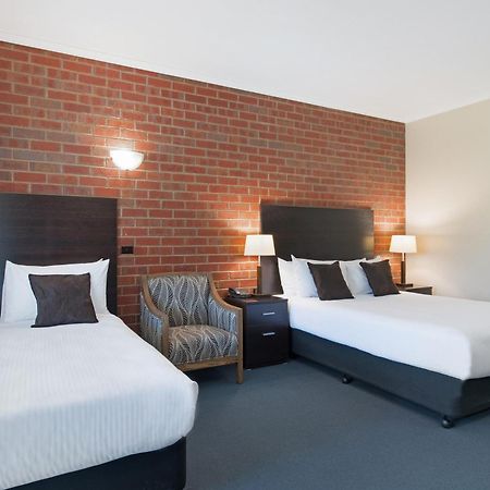 Burke And Wills Motor Inn Суон-Хилл Номер фото