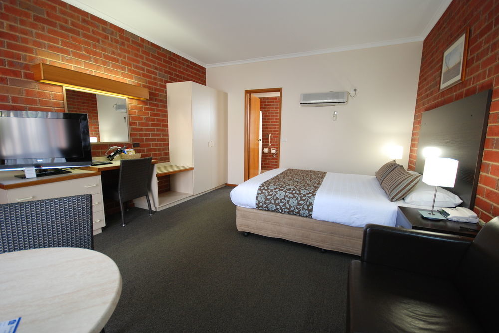 Burke And Wills Motor Inn Суон-Хилл Номер фото