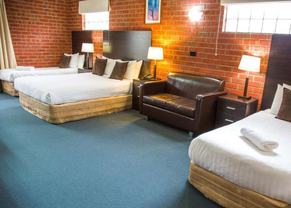Burke And Wills Motor Inn Суон-Хилл Номер фото